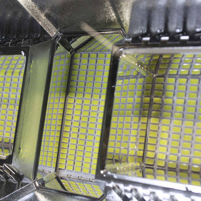 Cassa in alluminio 50W 100W 150W 200W 300W IP65 IP66 AC220V Proiettore a LED per esterni