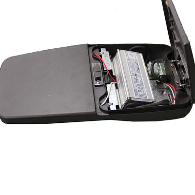 50 Tempo di lavoro all'aperto autostrada impermeabile IP66 alluminio LED Street Light in progetto