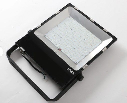 Lampada LED 200W IP65 Proiettore a risparmio energetico impermeabile per 5 stadi all'aperto